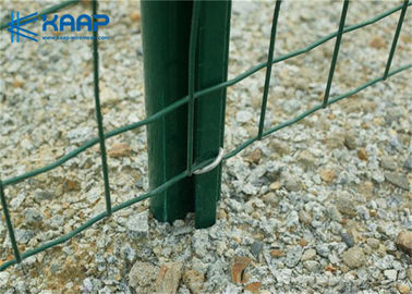 Zapobiegaj zardzewiałej siatce drucianej, spawanym panelom ogrodzeniowym Płaska równa powierzchnia z równymi krawędziami